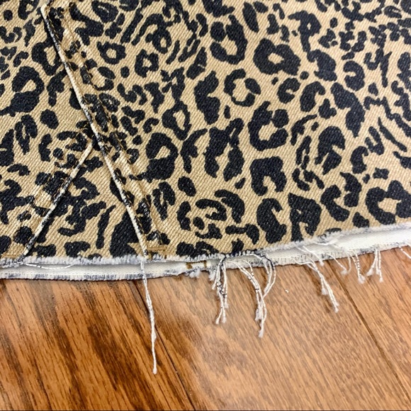 Madewell Rigid Denim A-Line Mini Skirt in Leopard size 25 - Picture 4 of 11